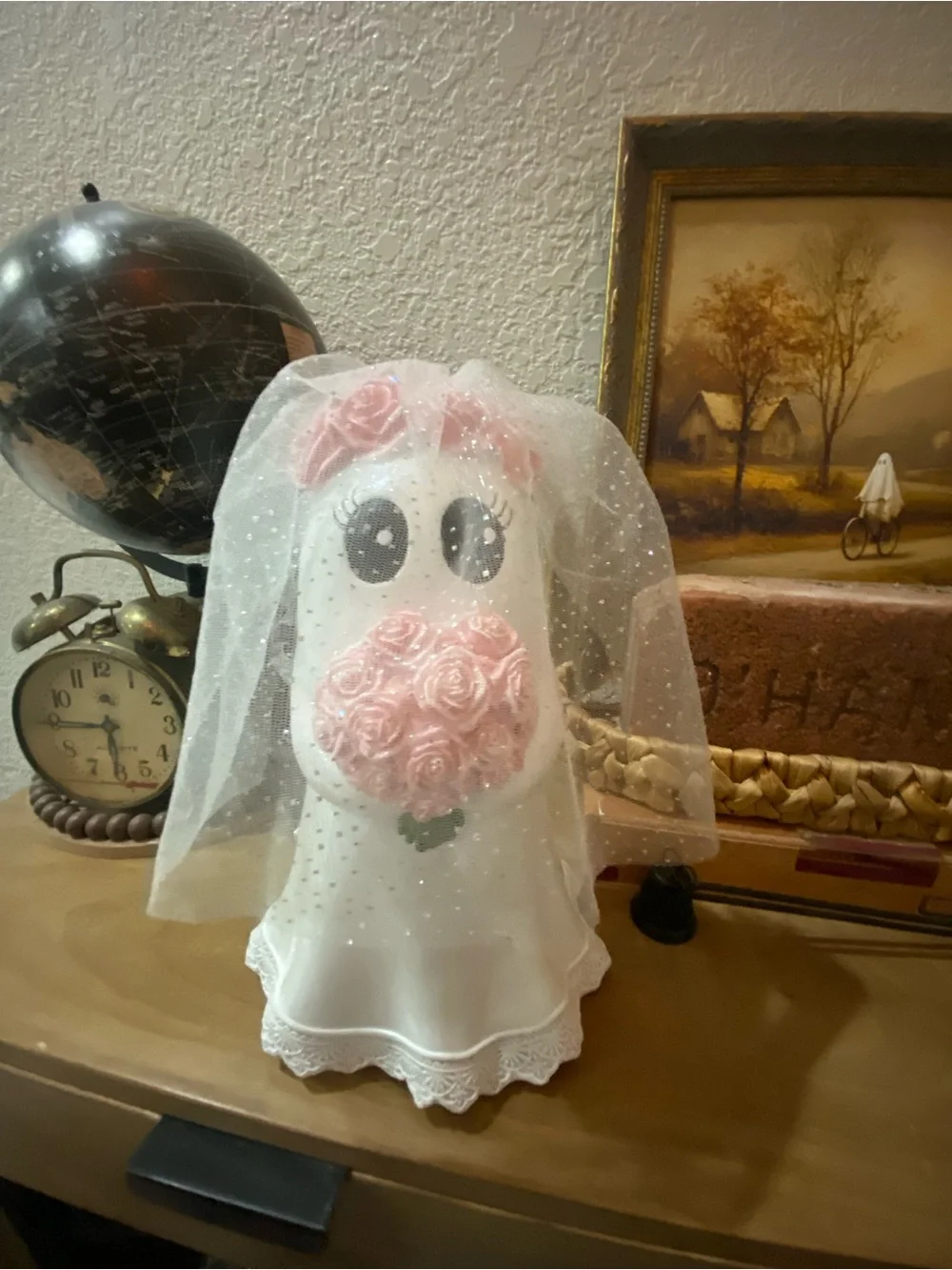 Bridal ghost Halloween figure
